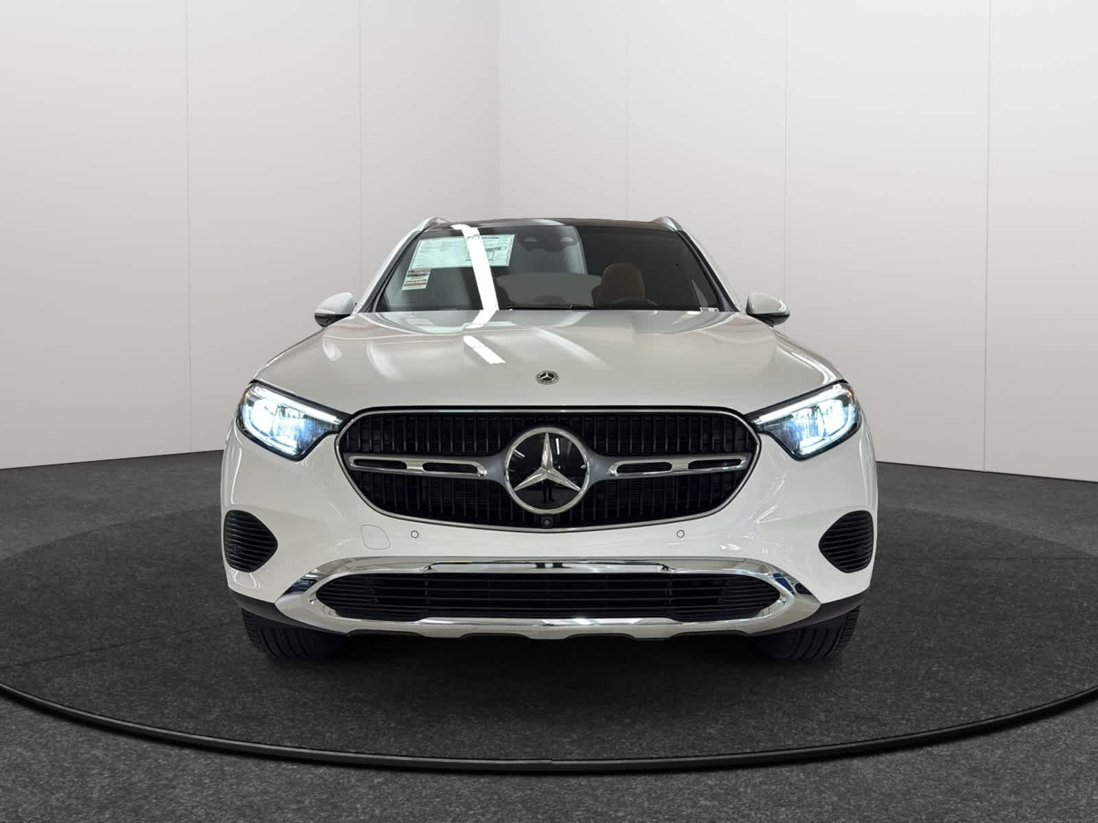 Thumbnail: 2026 Mercedes-Benz GLC - 2