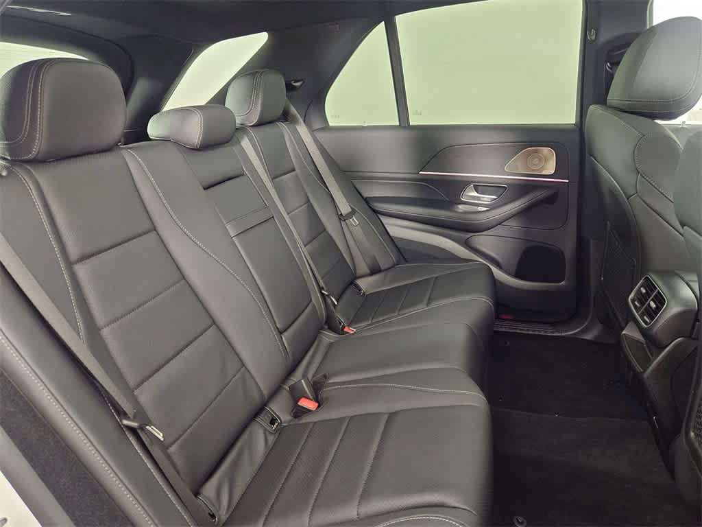 Thumbnail: 2025 Mercedes-Benz GLE - 21