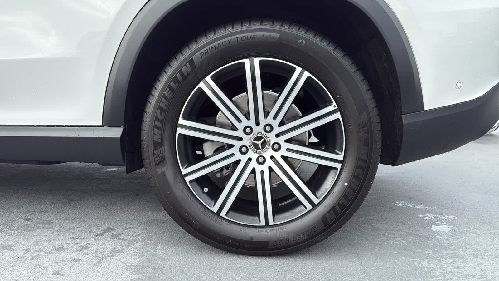 Thumbnail: 2026 Mercedes-Benz GLE - 10