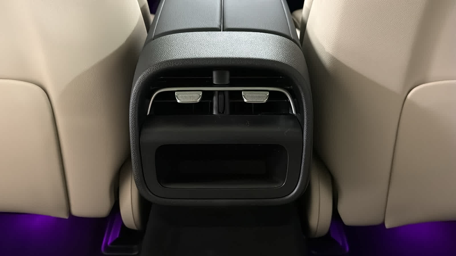 Thumbnail: 2026 Mercedes-Benz E-Class - 27