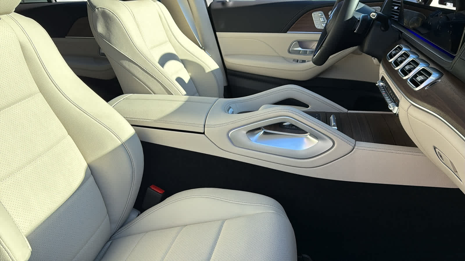 Thumbnail: 2026 Mercedes-Benz GLE - 35