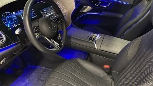 Thumbnail: 2024 Mercedes-Benz EQS - 4