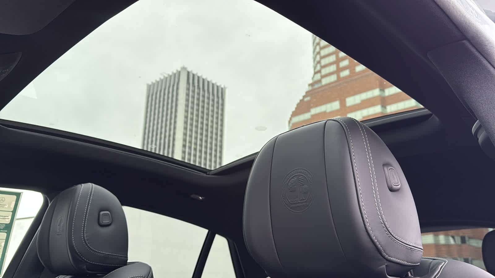 Thumbnail: 2026 Mercedes-Benz GLE - 27