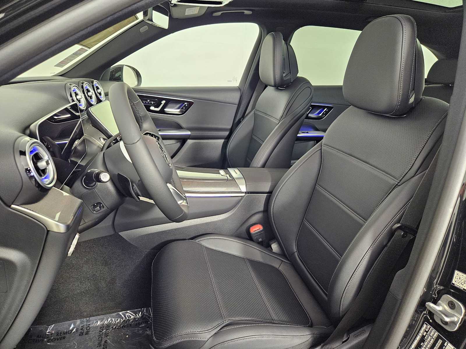 2025 Mercedes-Benz GLC 300 16