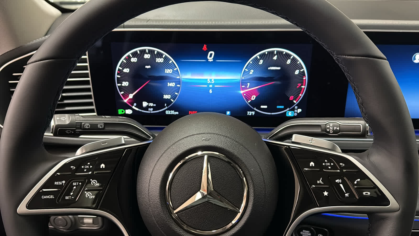 Thumbnail: 2026 Mercedes-Benz GLE - 18