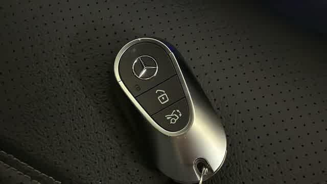 Thumbnail: 2026 Mercedes-Benz GLC - 36