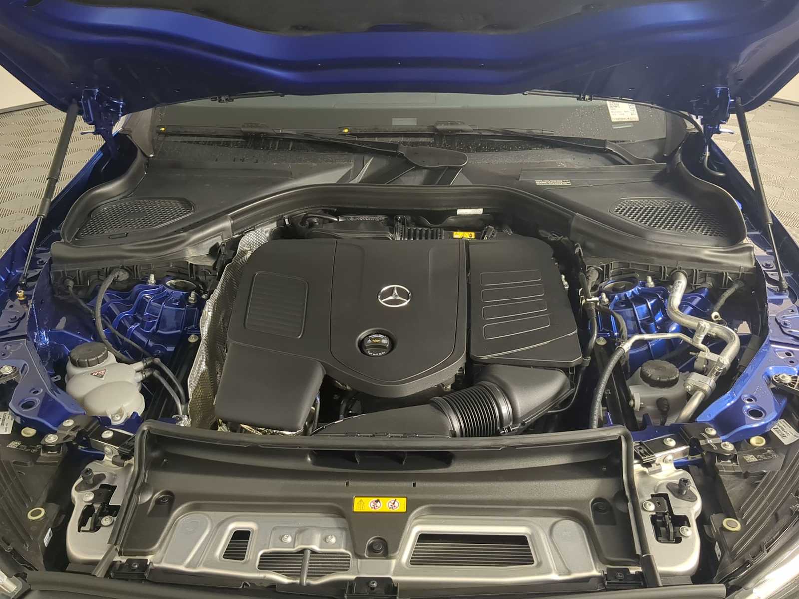 Thumbnail: 2026 Mercedes-Benz GLC - 16