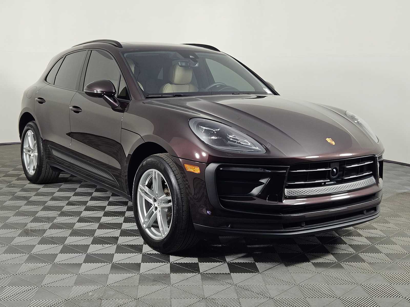 Thumbnail: 2023 Porsche Macan - 7