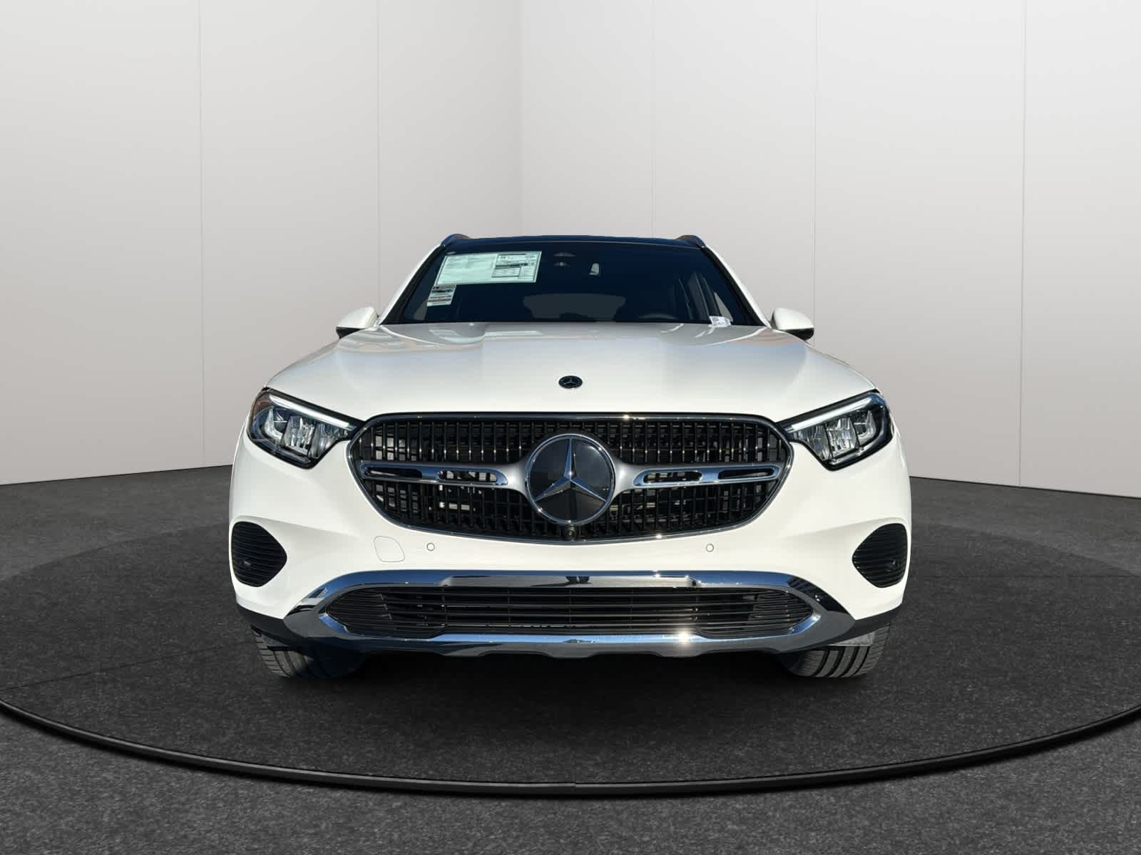 Thumbnail: 2026 Mercedes-Benz GLC - 2