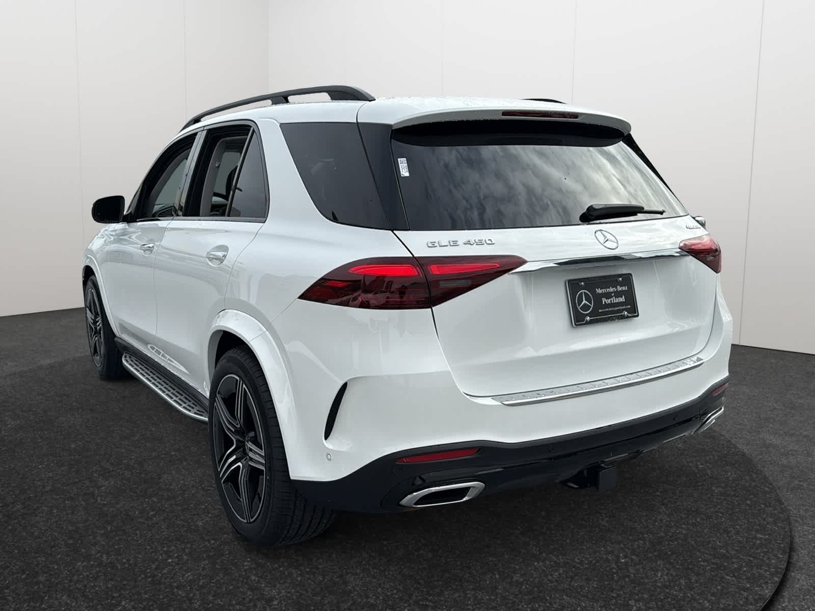 Thumbnail: 2026 Mercedes-Benz GLE - 4