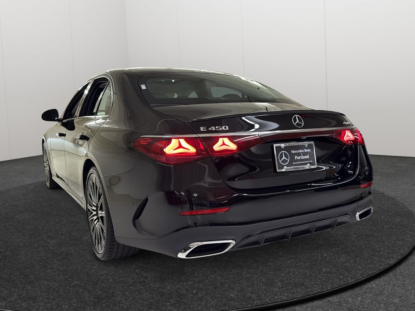 Thumbnail: 2026 Mercedes-Benz E-Class - 6