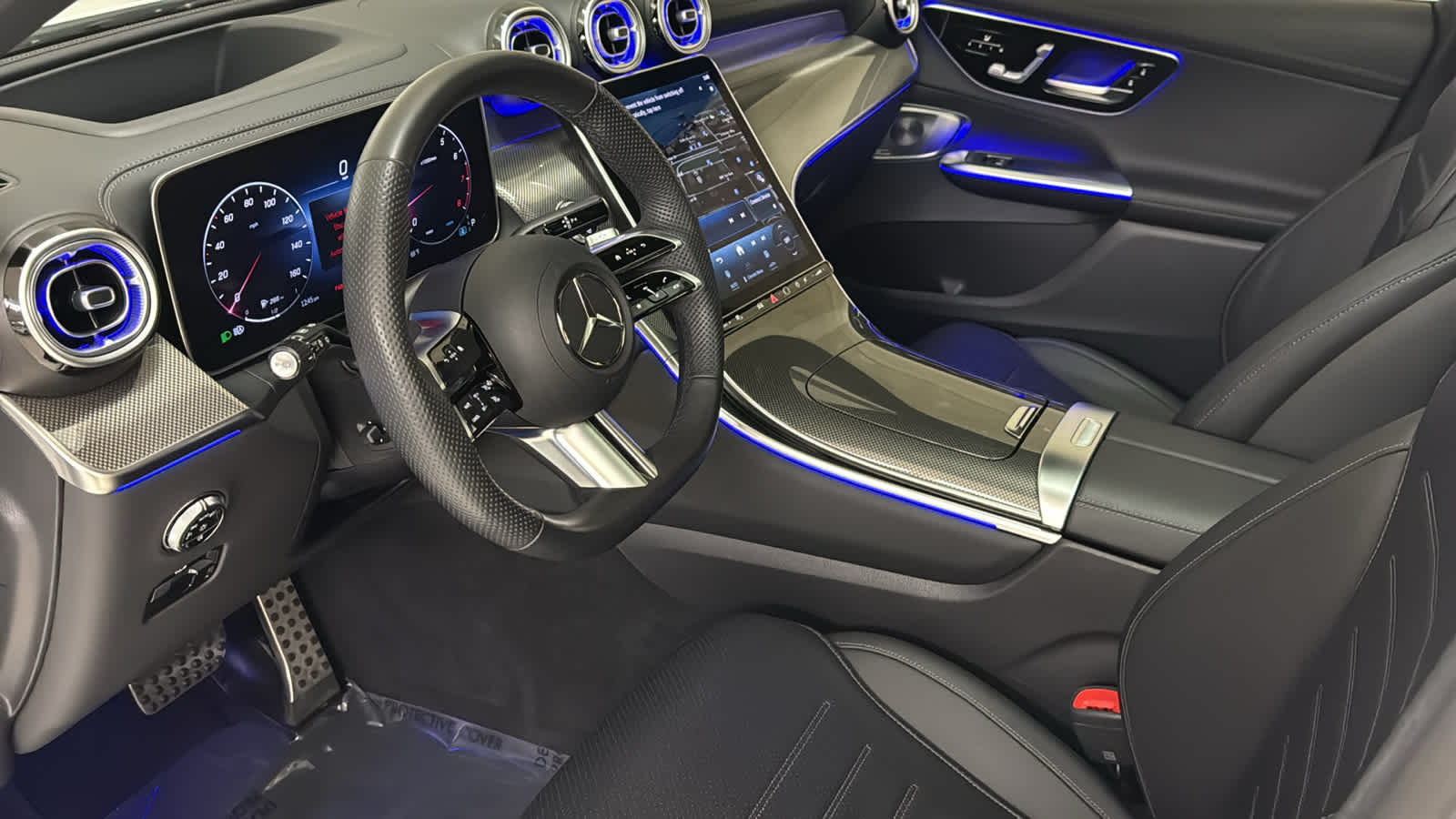 Thumbnail: 2023 Mercedes-Benz GLC - 28