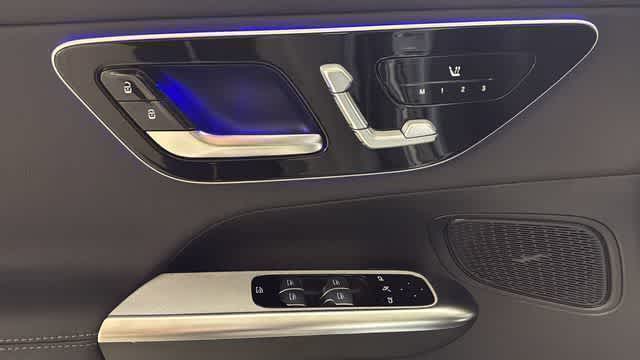 Thumbnail: 2026 Mercedes-Benz GLC - 15