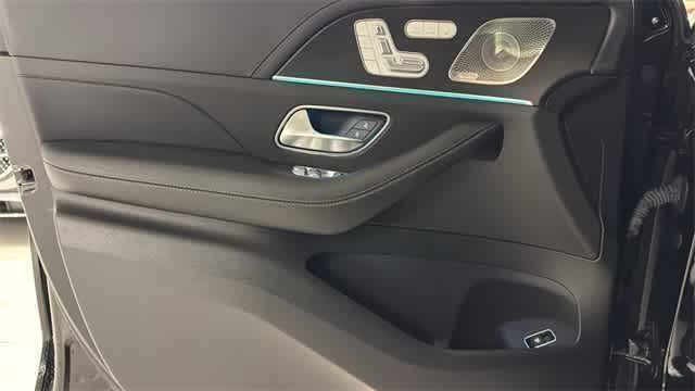 Thumbnail: 2023 Mercedes-Benz GLE - 14