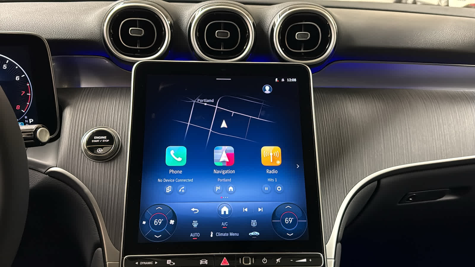 Thumbnail: 2026 Mercedes-Benz GLC - 21