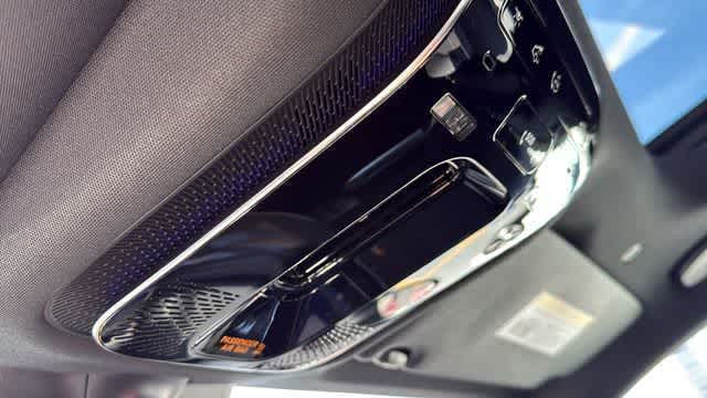 Thumbnail: 2025 Mercedes-Benz GLC - 23