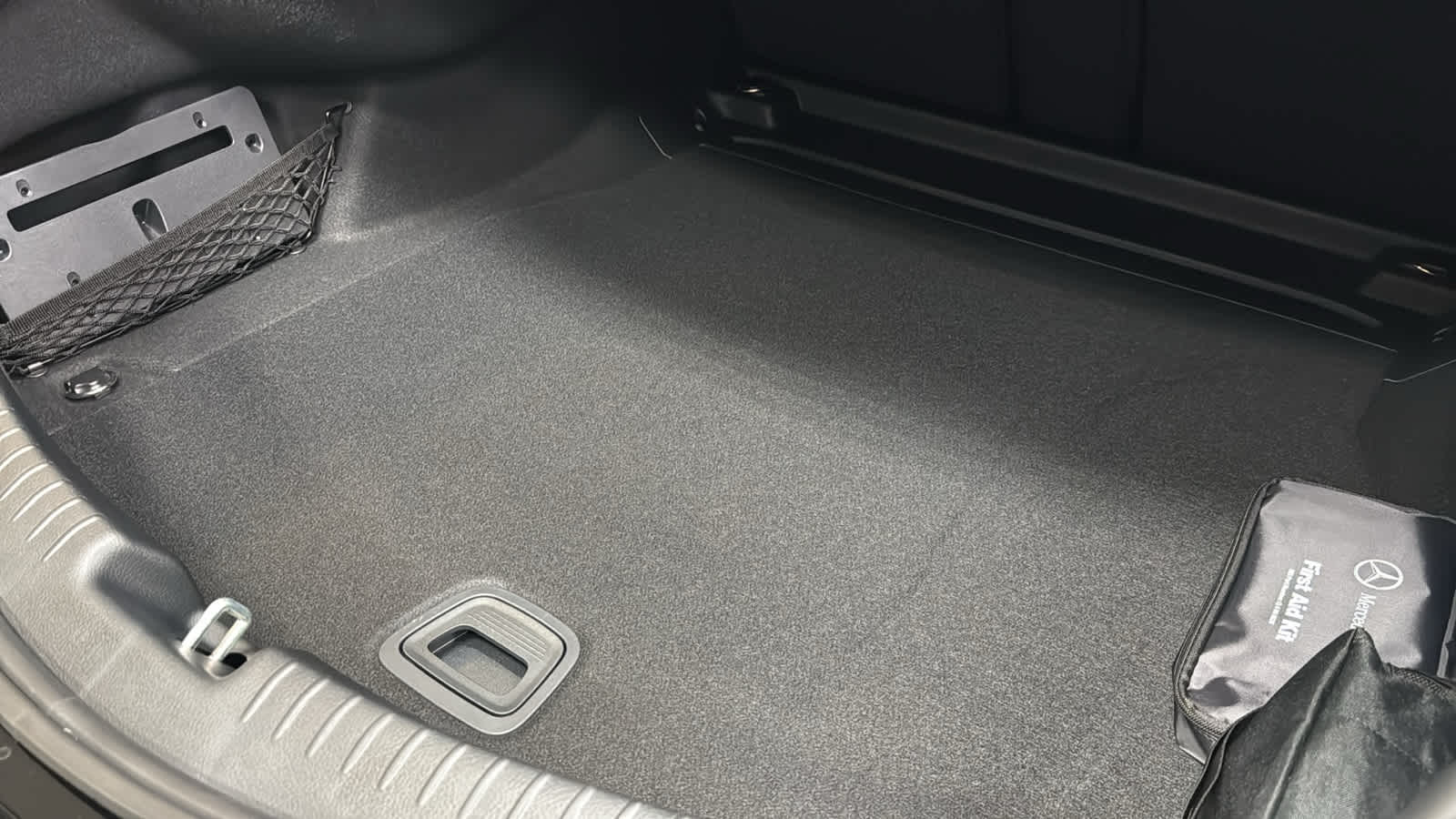 Thumbnail: 2026 Mercedes-Benz CLE - 30