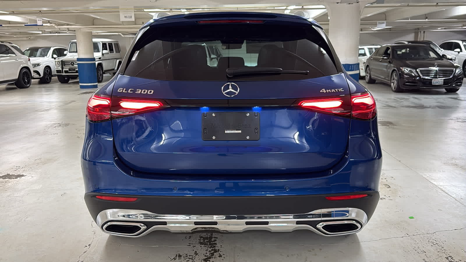 Thumbnail: 2026 Mercedes-Benz GLC - 8