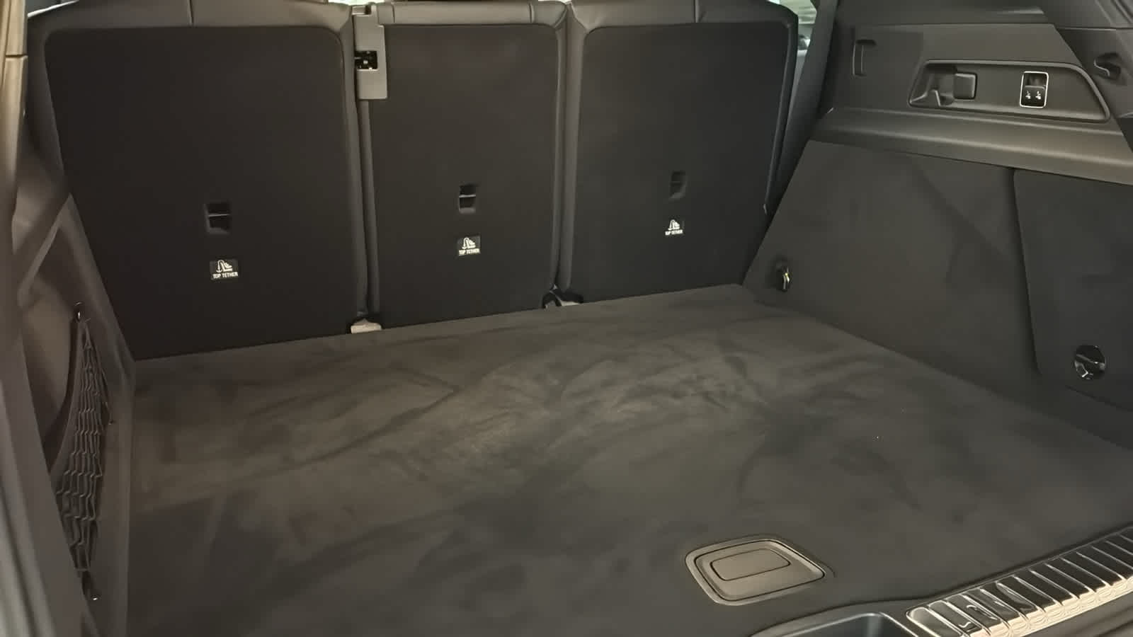 Thumbnail: 2026 Mercedes-Benz GLE - 33