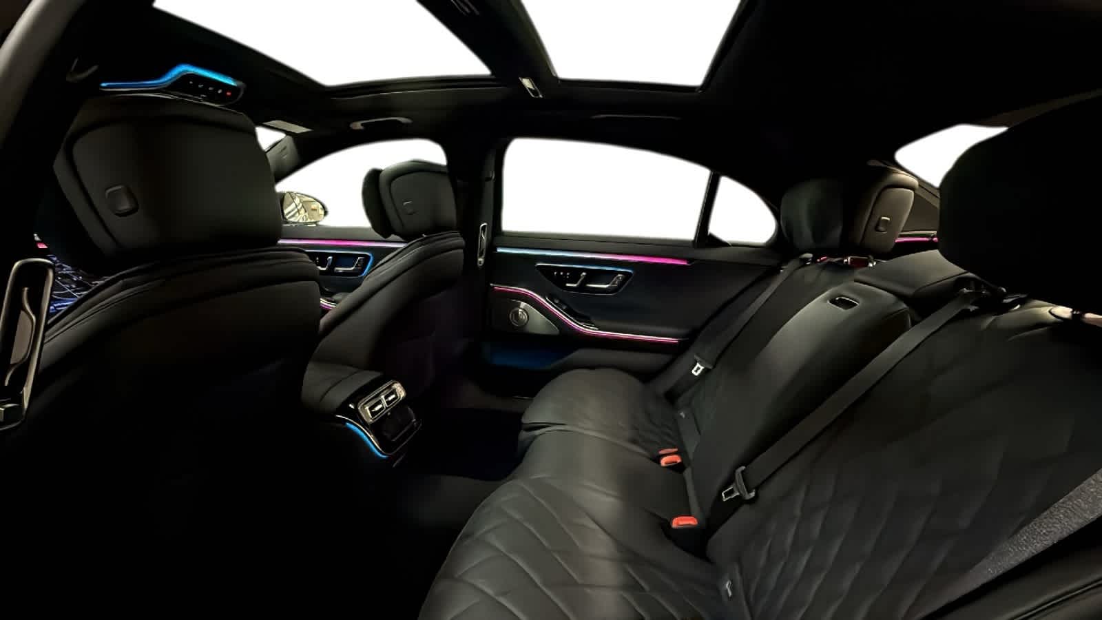 Thumbnail: 2026 Mercedes-Benz S-Class - 5