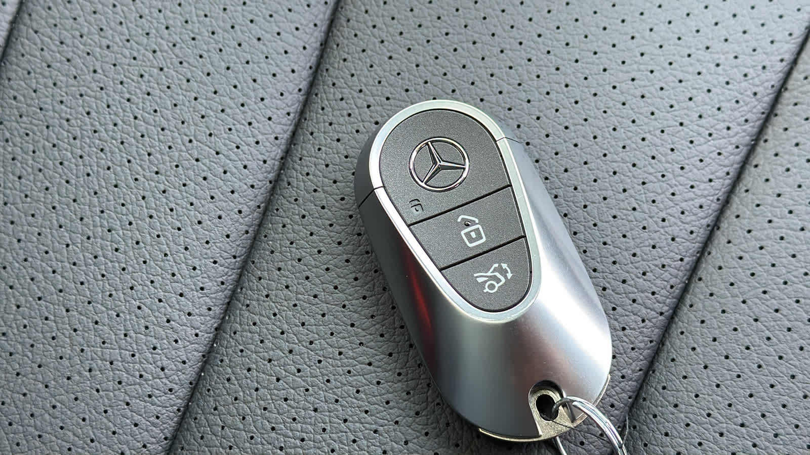 Thumbnail: 2026 Mercedes-Benz E-Class - 36