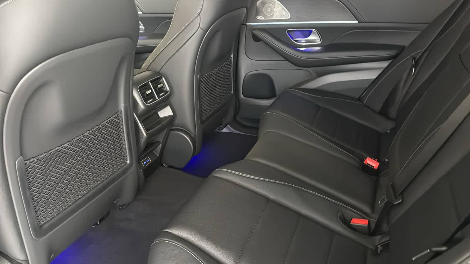 Thumbnail: 2026 Mercedes-Benz GLE - 31