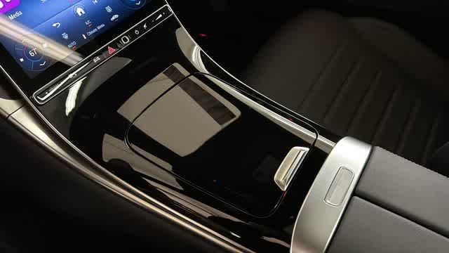 Thumbnail: 2026 Mercedes-Benz GLC - 21