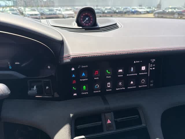 2023 Porsche Taycan GTS 18
