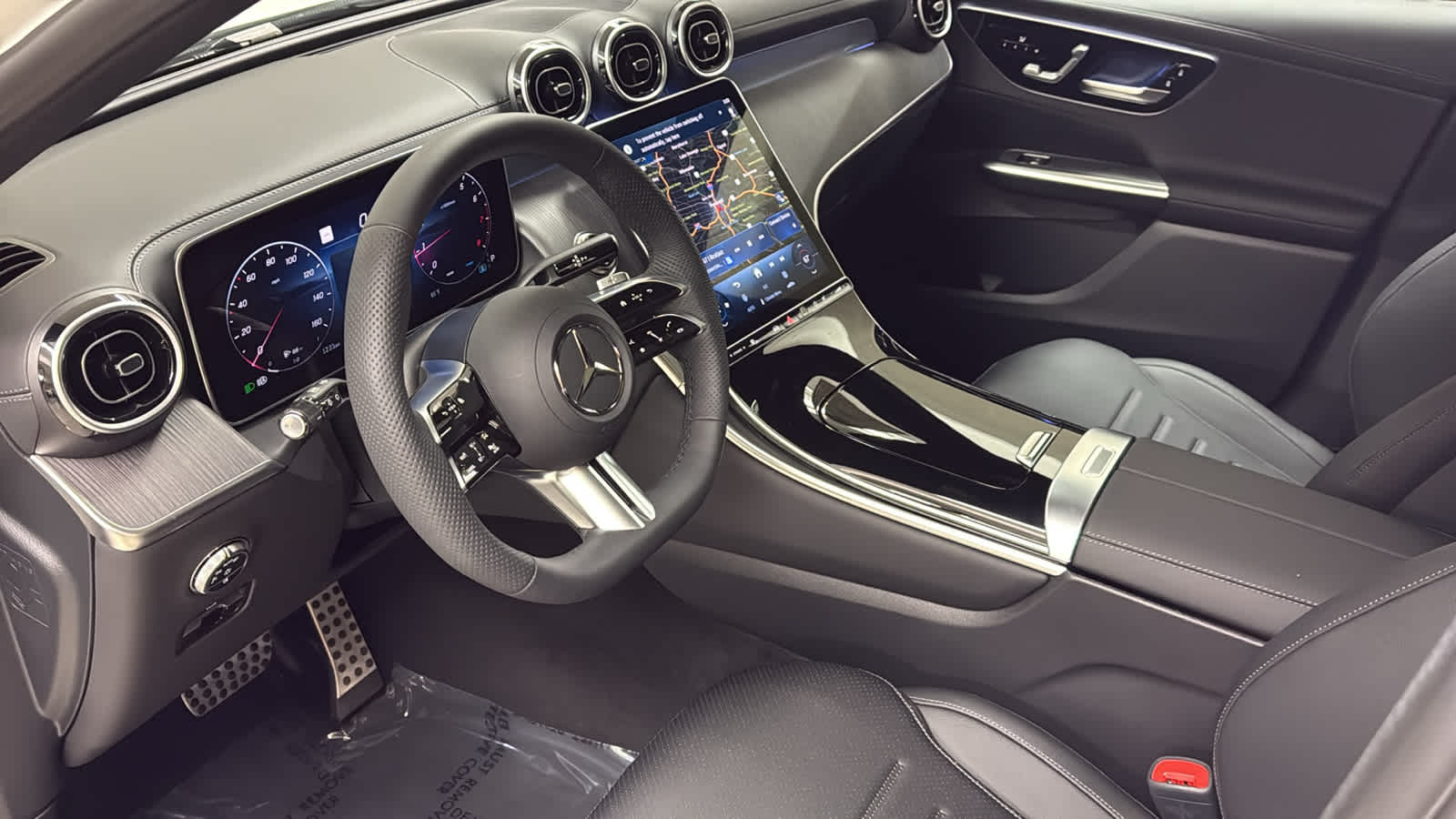 Thumbnail: 2026 Mercedes-Benz GLC - 29