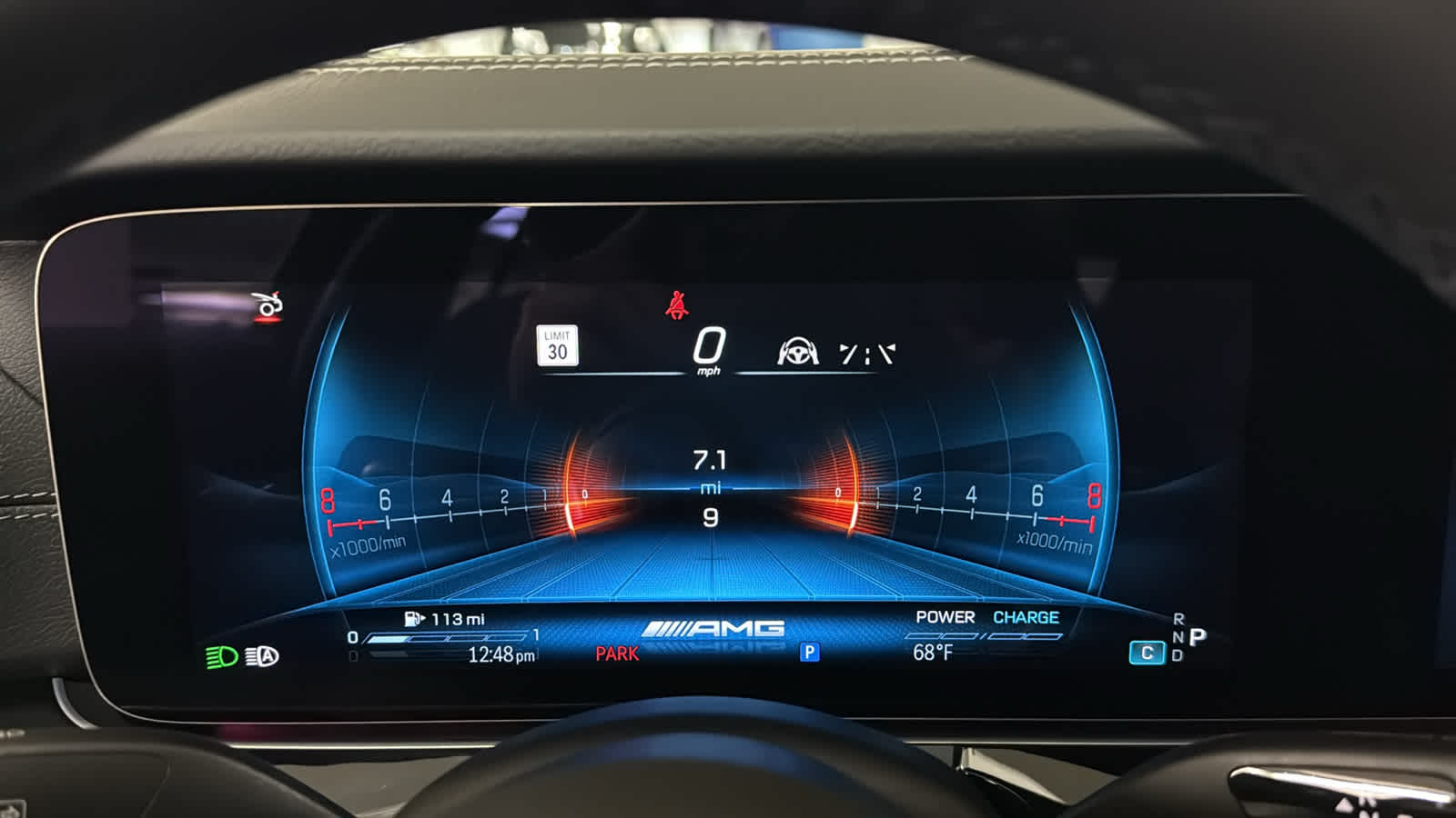 Thumbnail: 2026 Mercedes-Benz AMG GT - 21