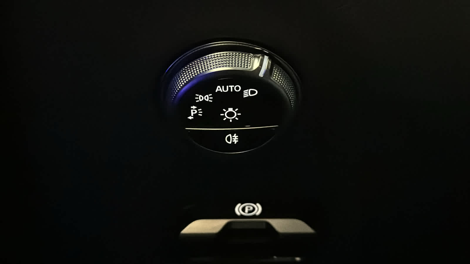 Thumbnail: 2026 Mercedes-Benz GLC - 19