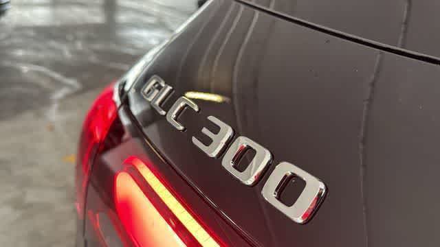 Thumbnail: 2026 Mercedes-Benz GLC - 8