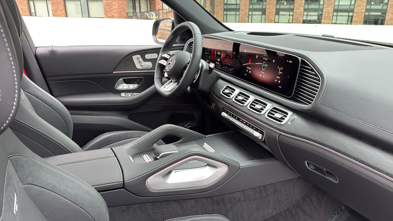 Thumbnail: 2026 Mercedes-Benz GLE - 35