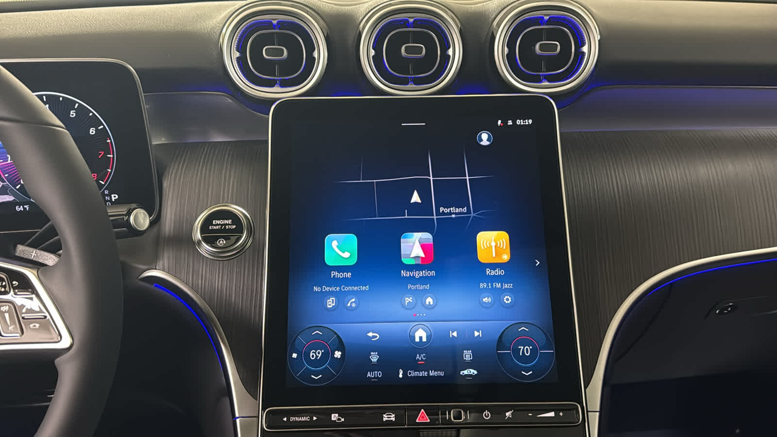 Thumbnail: 2026 Mercedes-Benz GLC - 22