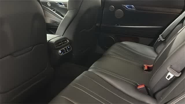 Thumbnail: 2023 Genesis G80 - 29