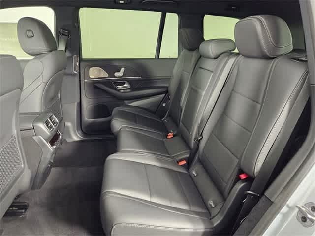 Thumbnail: 2025 Mercedes-Benz GLS - 20