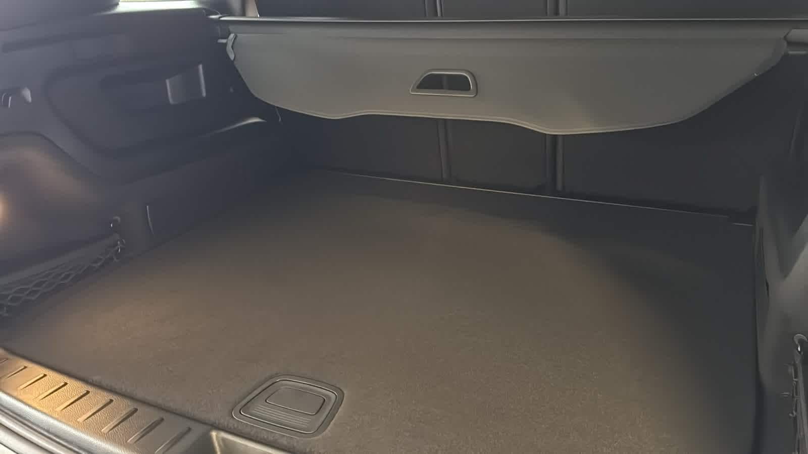 Thumbnail: 2026 Mercedes-Benz GLB - 33