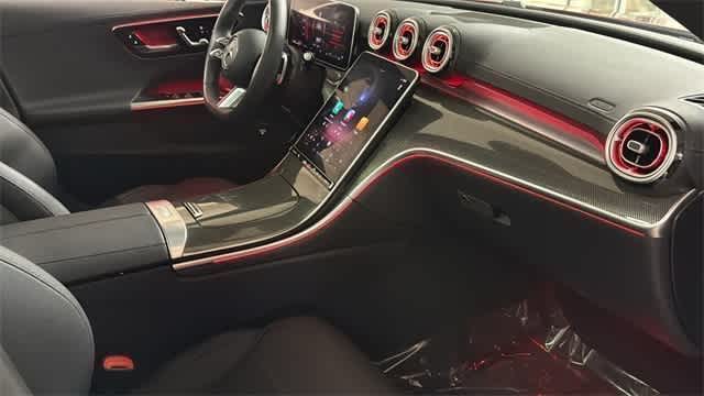 Thumbnail: 2025 Mercedes-Benz C-Class - 35