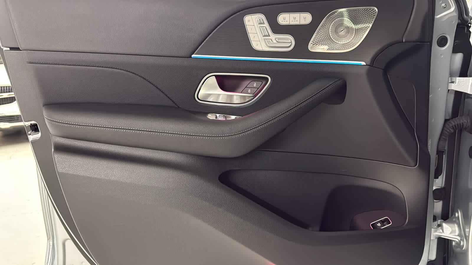 Thumbnail: 2024 Mercedes-Benz GLE - 13