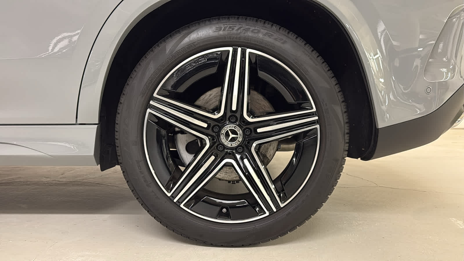 Thumbnail: 2026 Mercedes-Benz GLE - 12