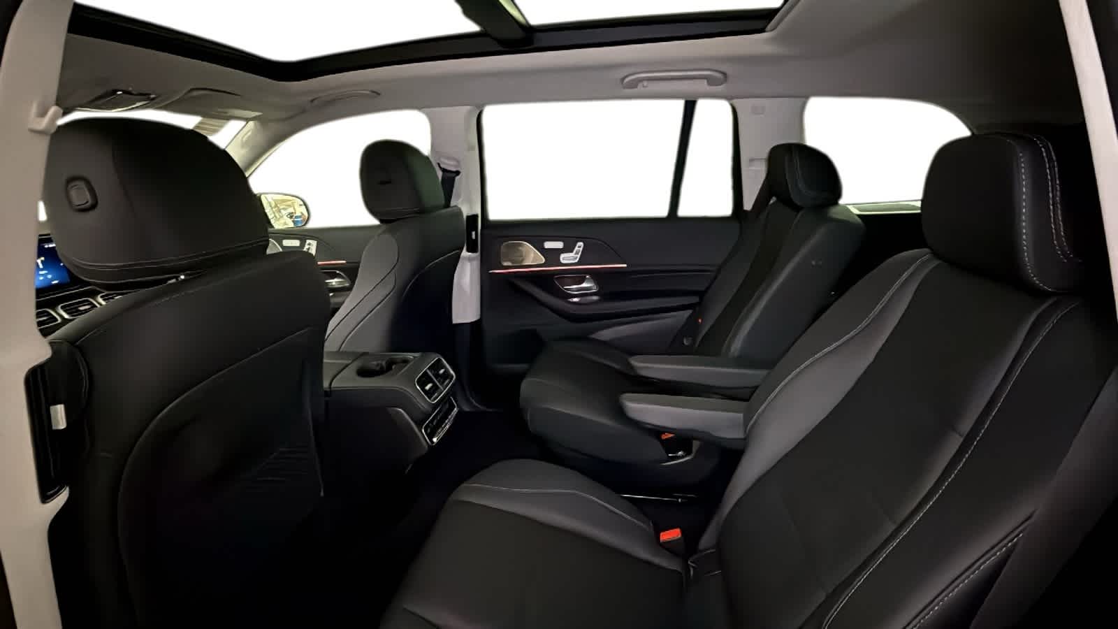 Thumbnail: 2025 Mercedes-Benz GLS - 5