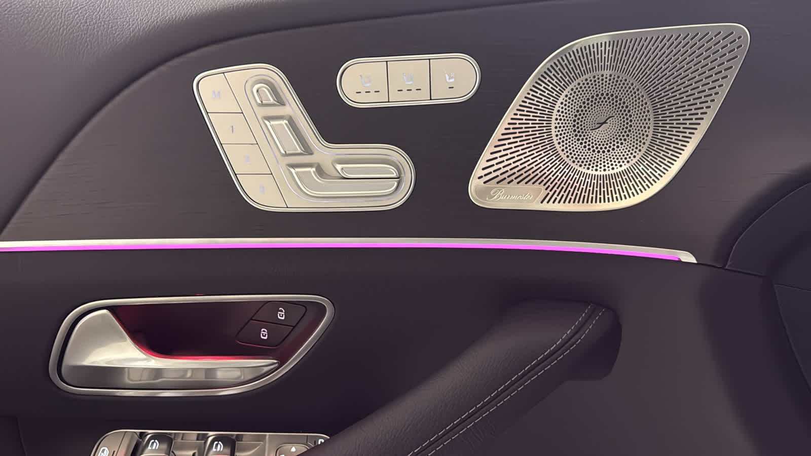 Thumbnail: 2025 Mercedes-Benz GLS - 18