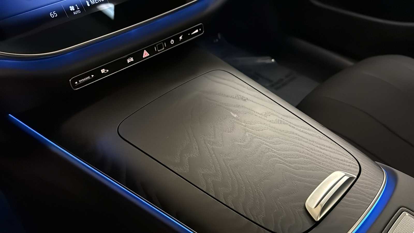 Thumbnail: 2026 Mercedes-Benz E-Class - 22