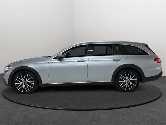 Thumbnail: 2023 Mercedes-Benz E-Class - 3