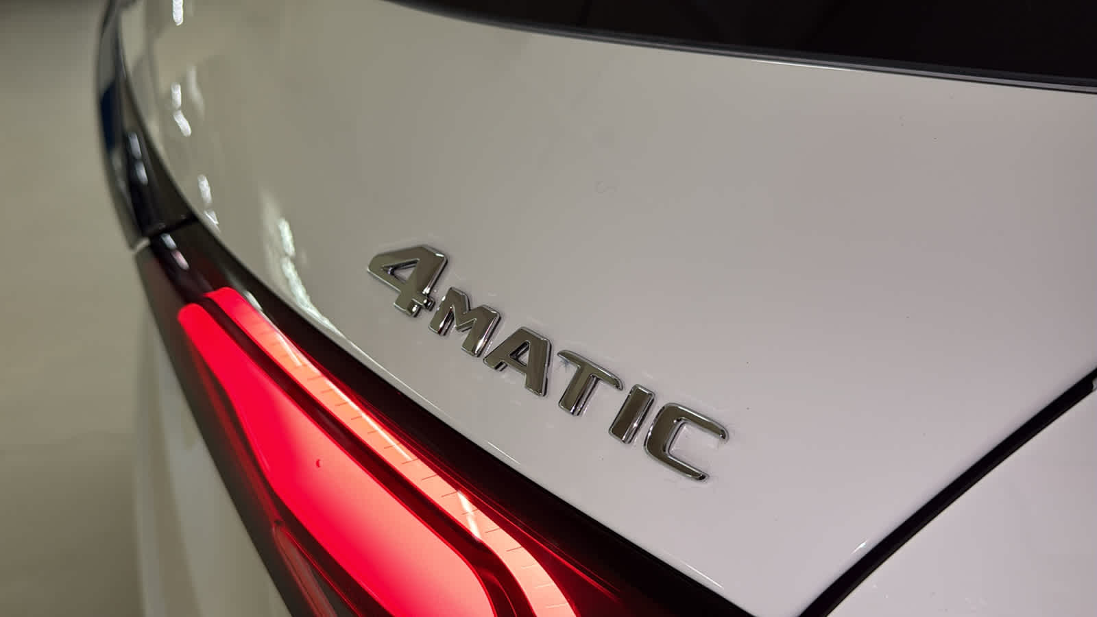 Thumbnail: 2023 Mercedes-Benz GLC - 12