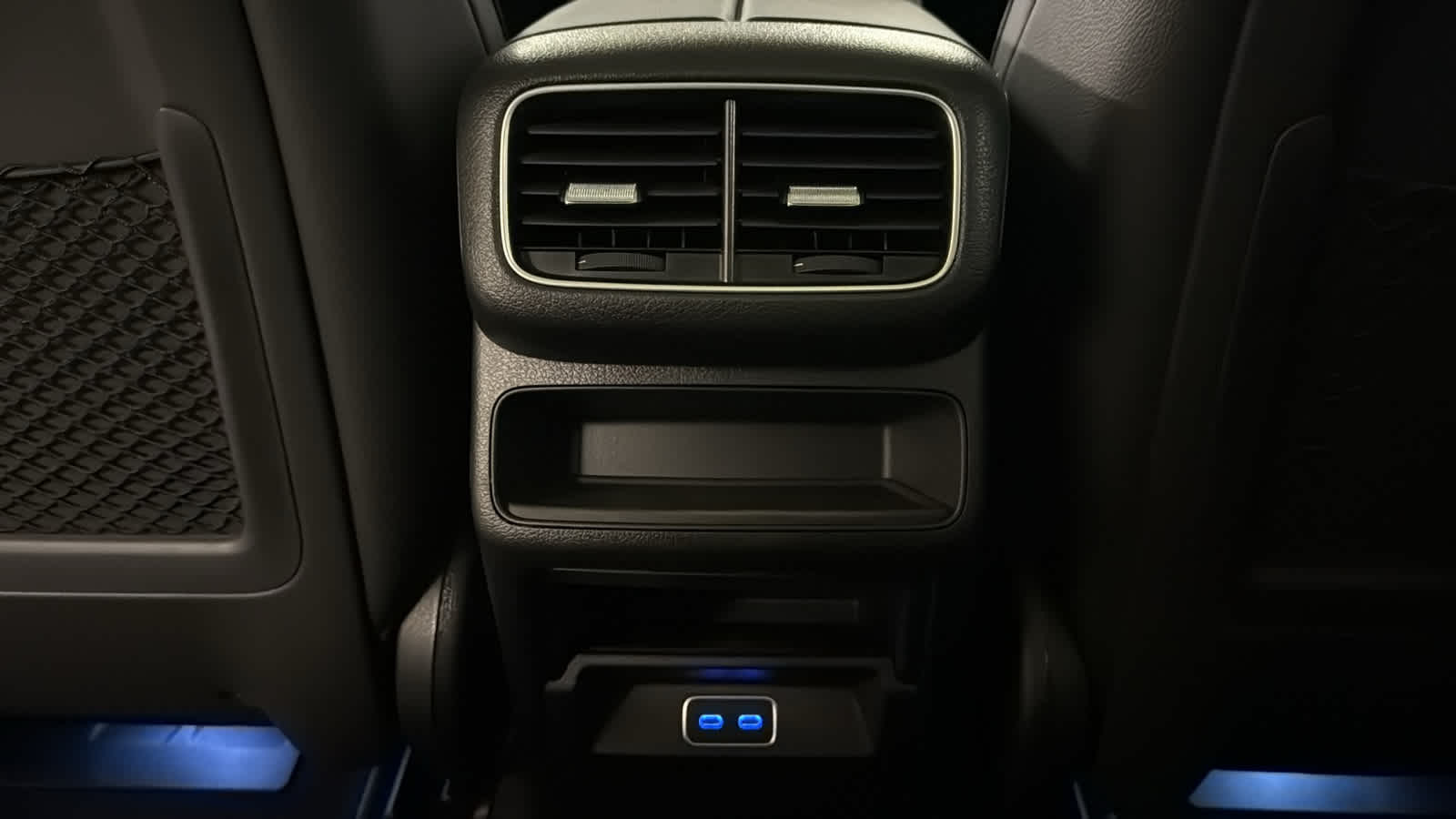 Thumbnail: 2026 Mercedes-Benz GLE - 29