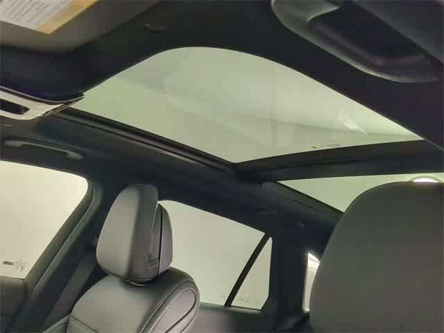 Thumbnail: 2026 Mercedes-Benz GLC - 17