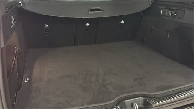 Thumbnail: 2025 Mercedes-Benz GLC - 31