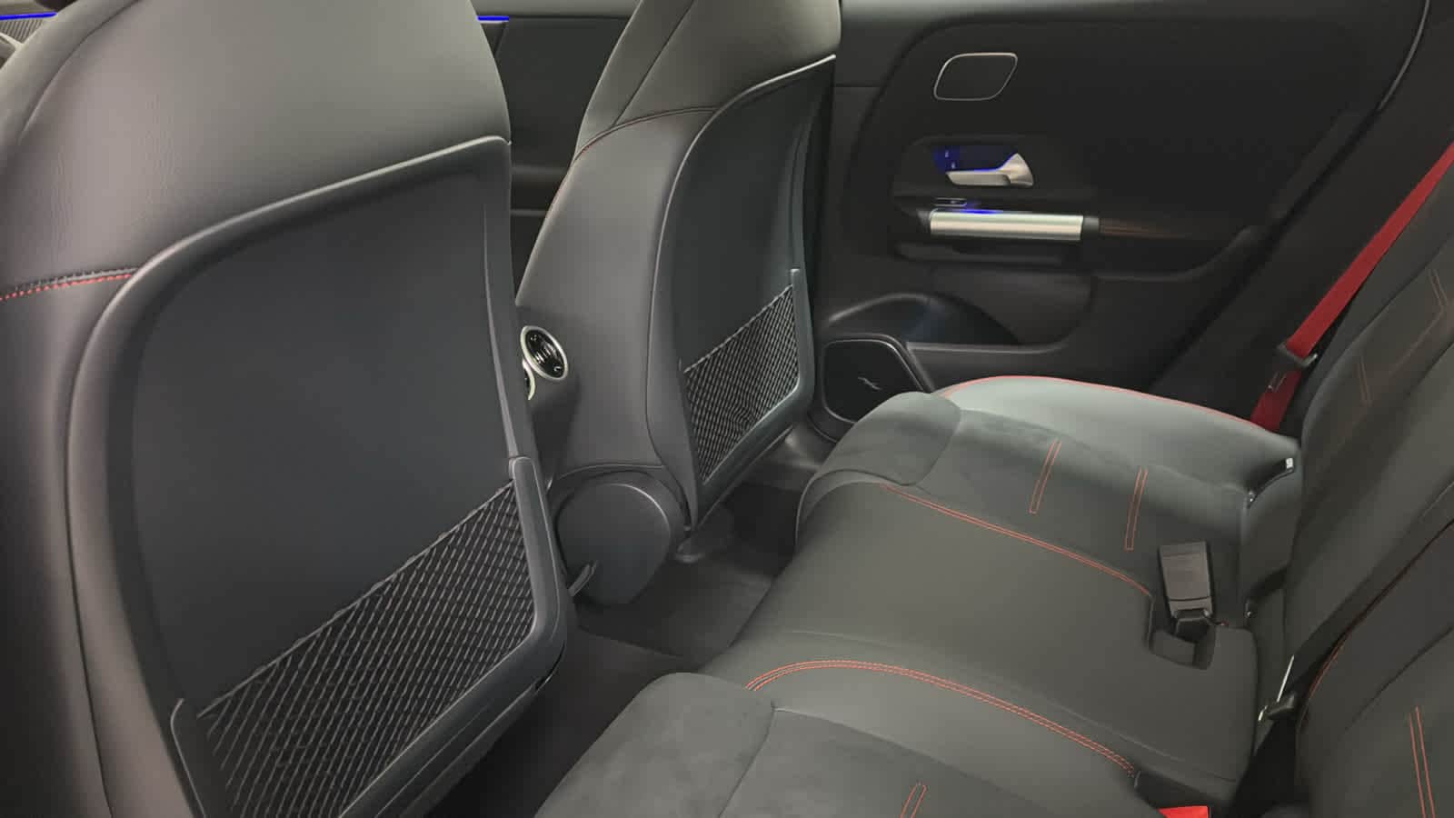 Thumbnail: 2026 Mercedes-Benz GLA - 32