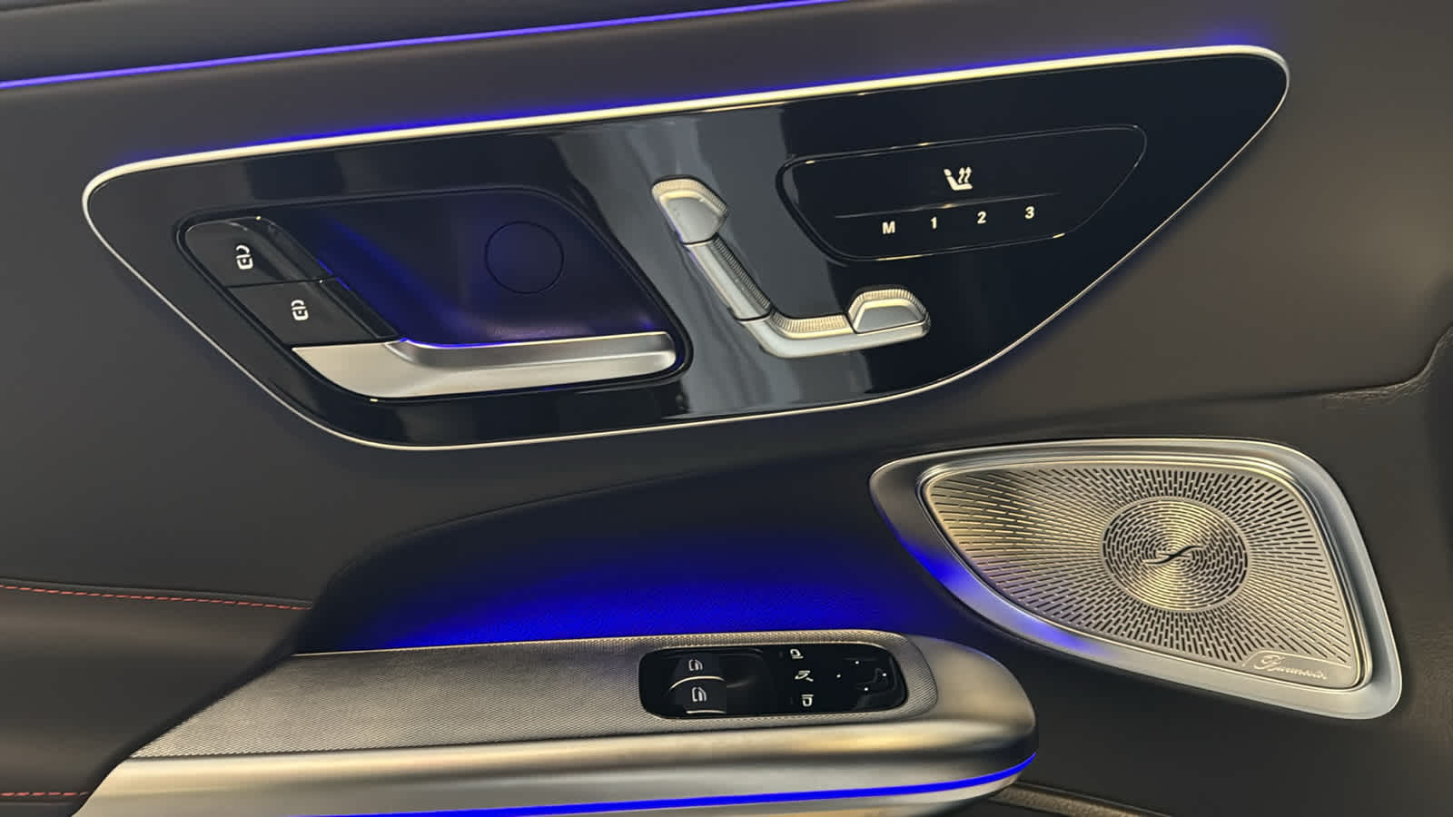 Thumbnail: 2026 Mercedes-Benz CLE - 16